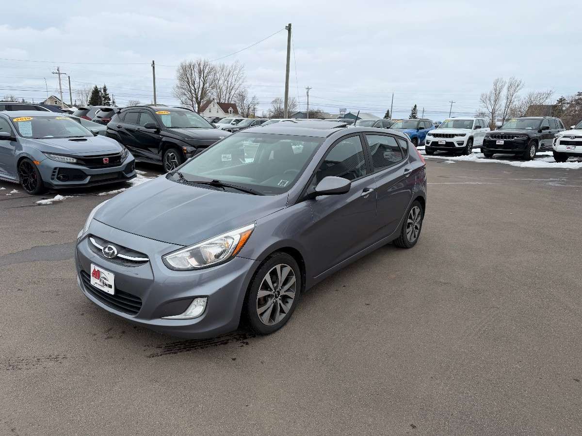 2016 Hyundai ACCENT SE Hatchback $76 Weekly Tax In — снимка 1