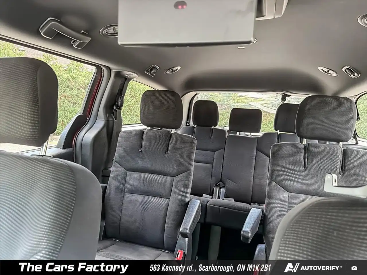 Dodge Grand Caravan photo Dodge Grand Caravan