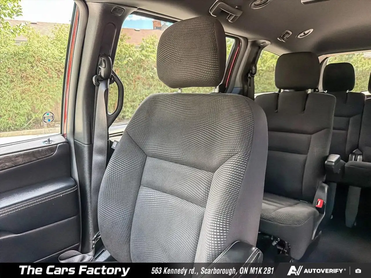 Dodge Grand Caravan photo Dodge Grand Caravan