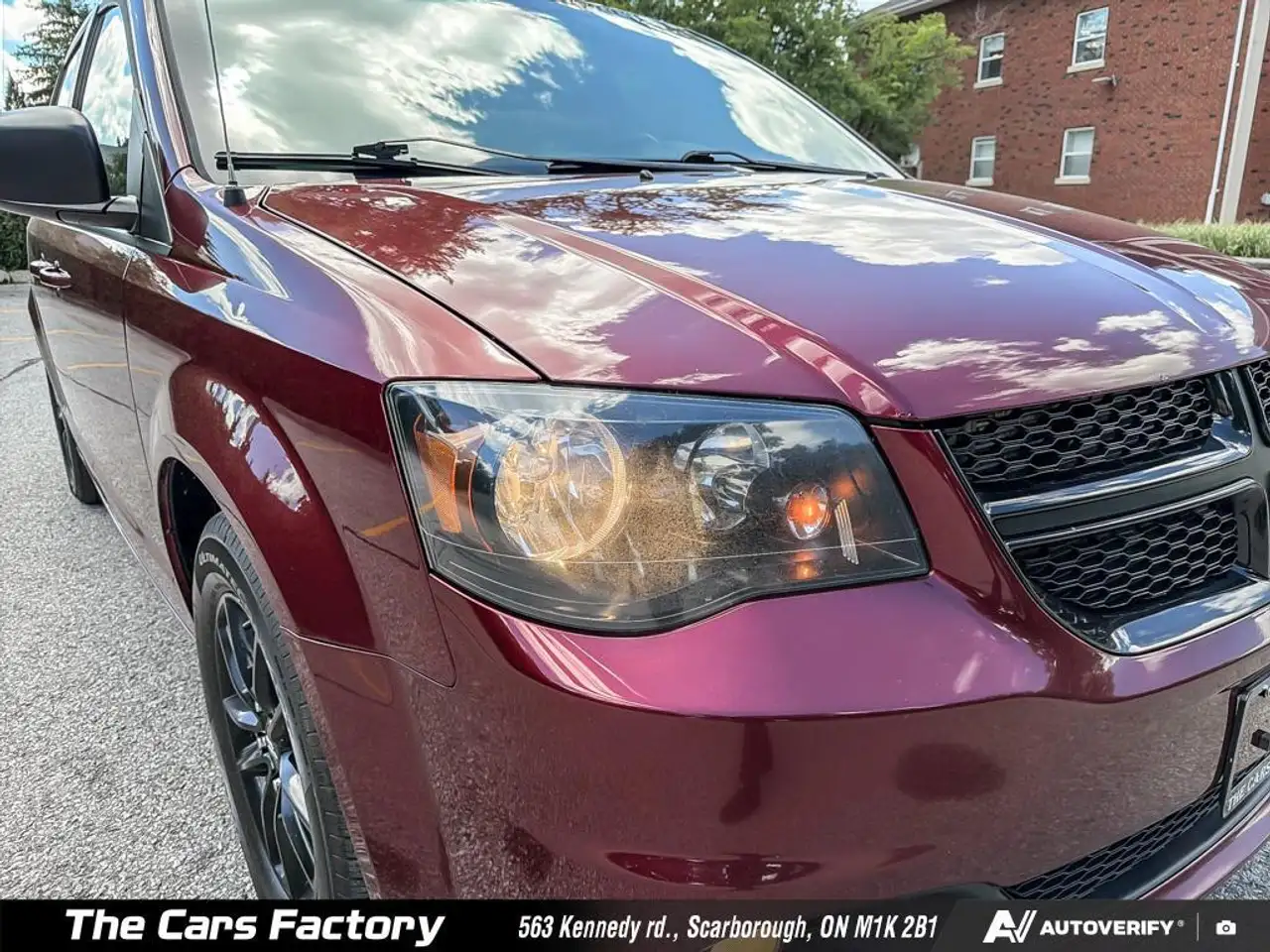 Dodge Grand Caravan photo Dodge Grand Caravan