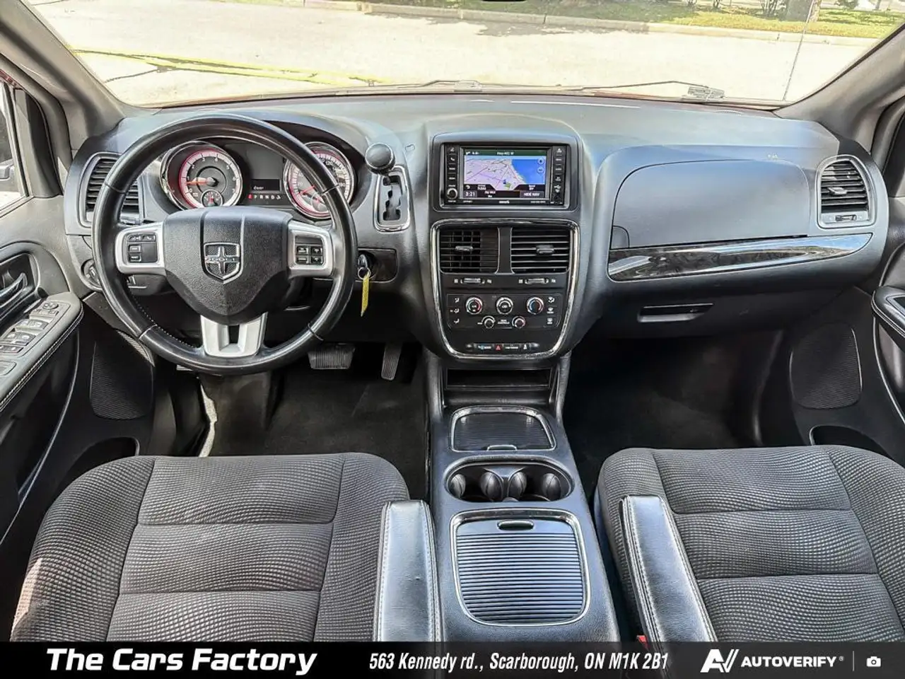 Dodge Grand Caravan photo Dodge Grand Caravan
