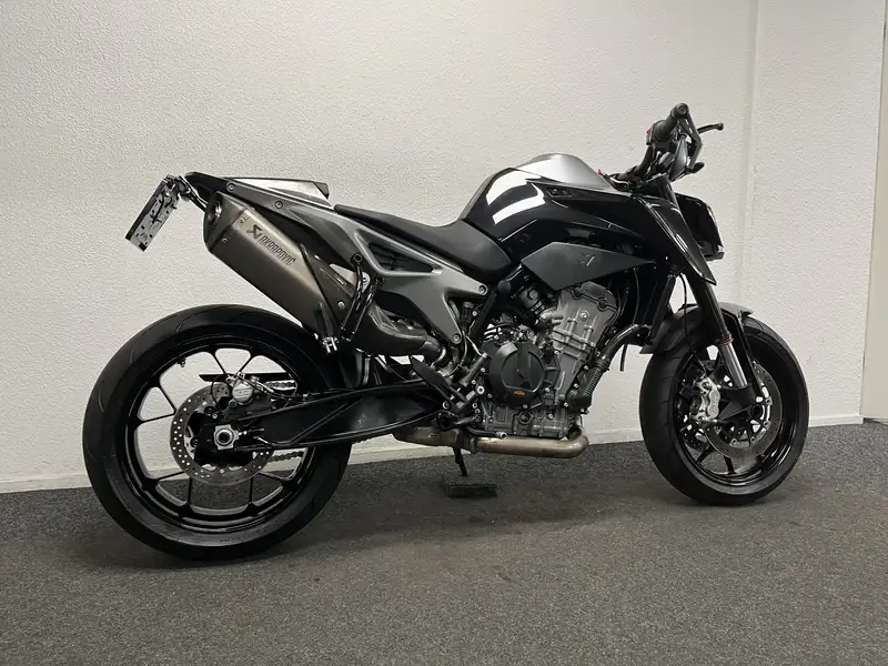 KTM 790 Duke - foto 5