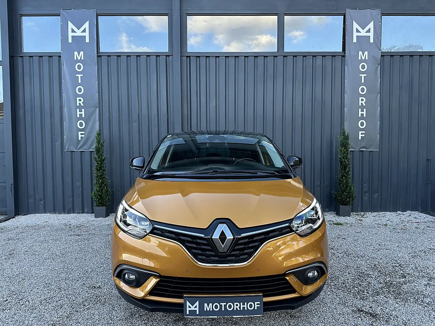 Renault Grand Scenic Grand Scénic 1.5 dCi BOSE Automatik · nur 65.00... Gelb - 2