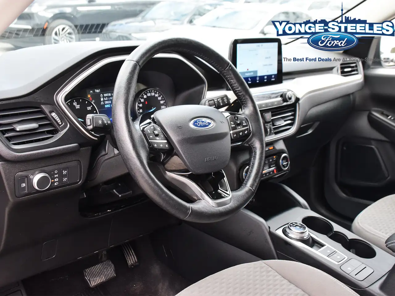 Ford Escape снимка Ford Escape