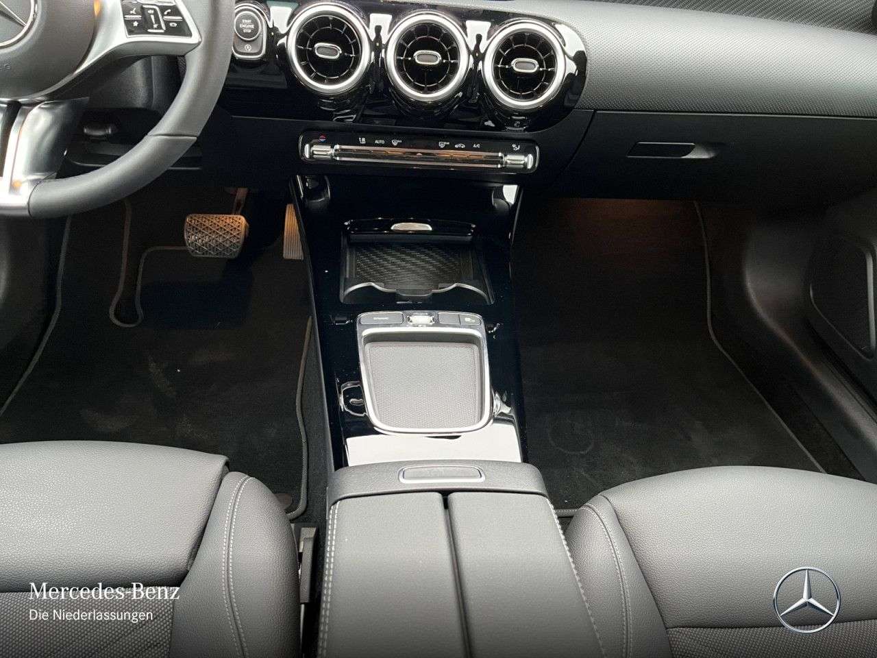Mercedes-Benz A 220