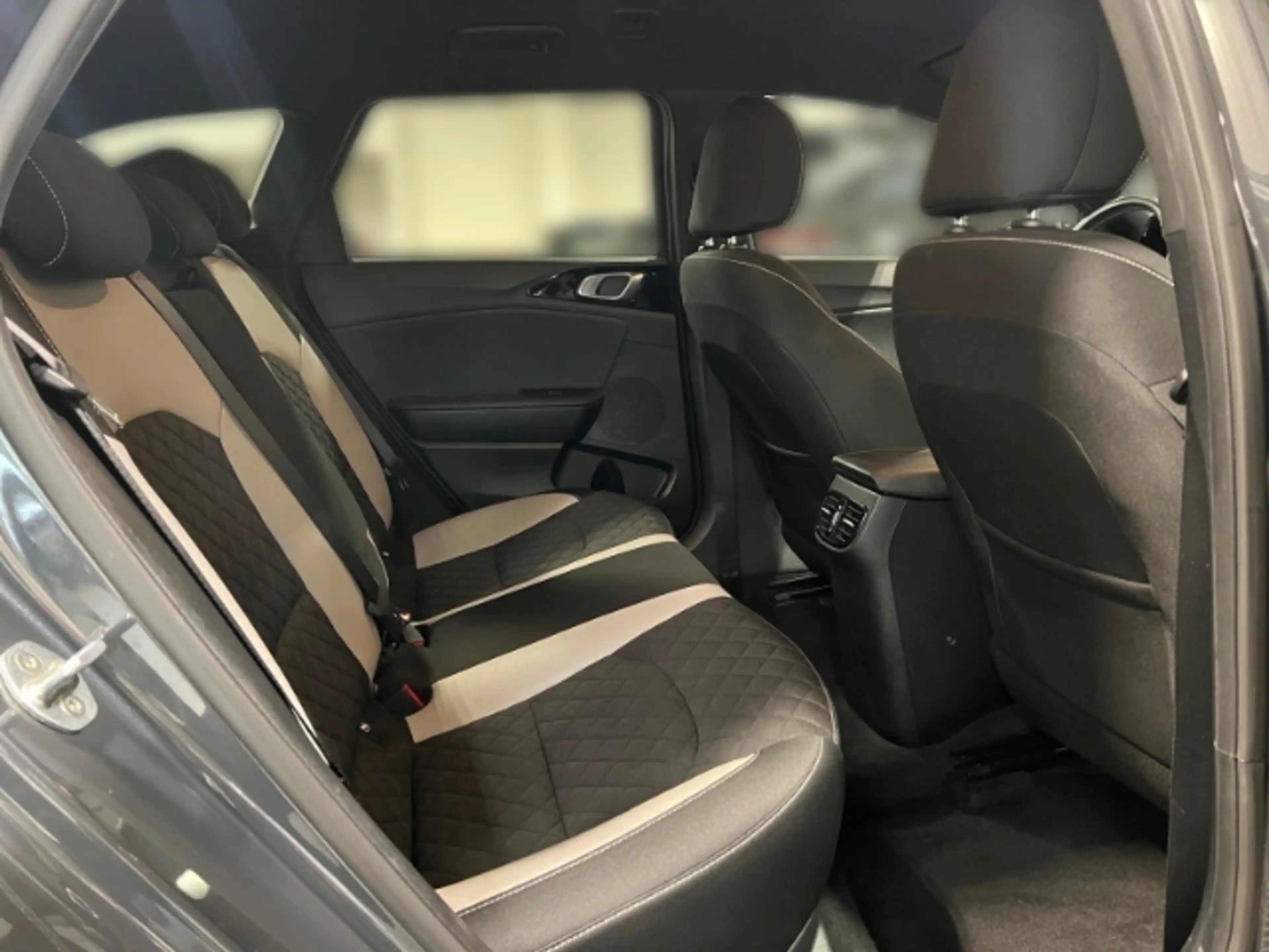 Kia Ceed / cee'd Sportswagon GT Line 1.4 T-GDI GT-Line Navi+Rückfah — photo 13