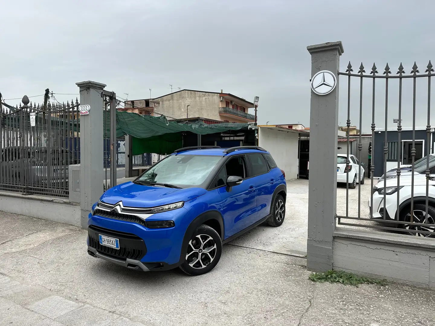 Citroen C3 C3 Aircross 1.5 bluehdi 120 Cv Shine Eat6 Blu/Azzurro - 1