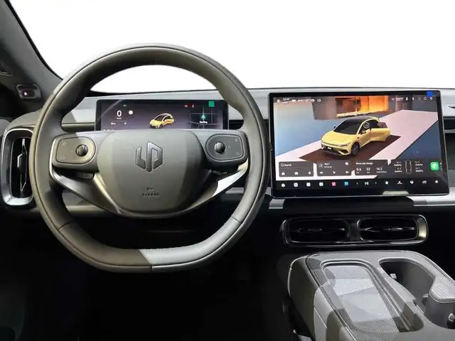 Leapmotor B05 view 14