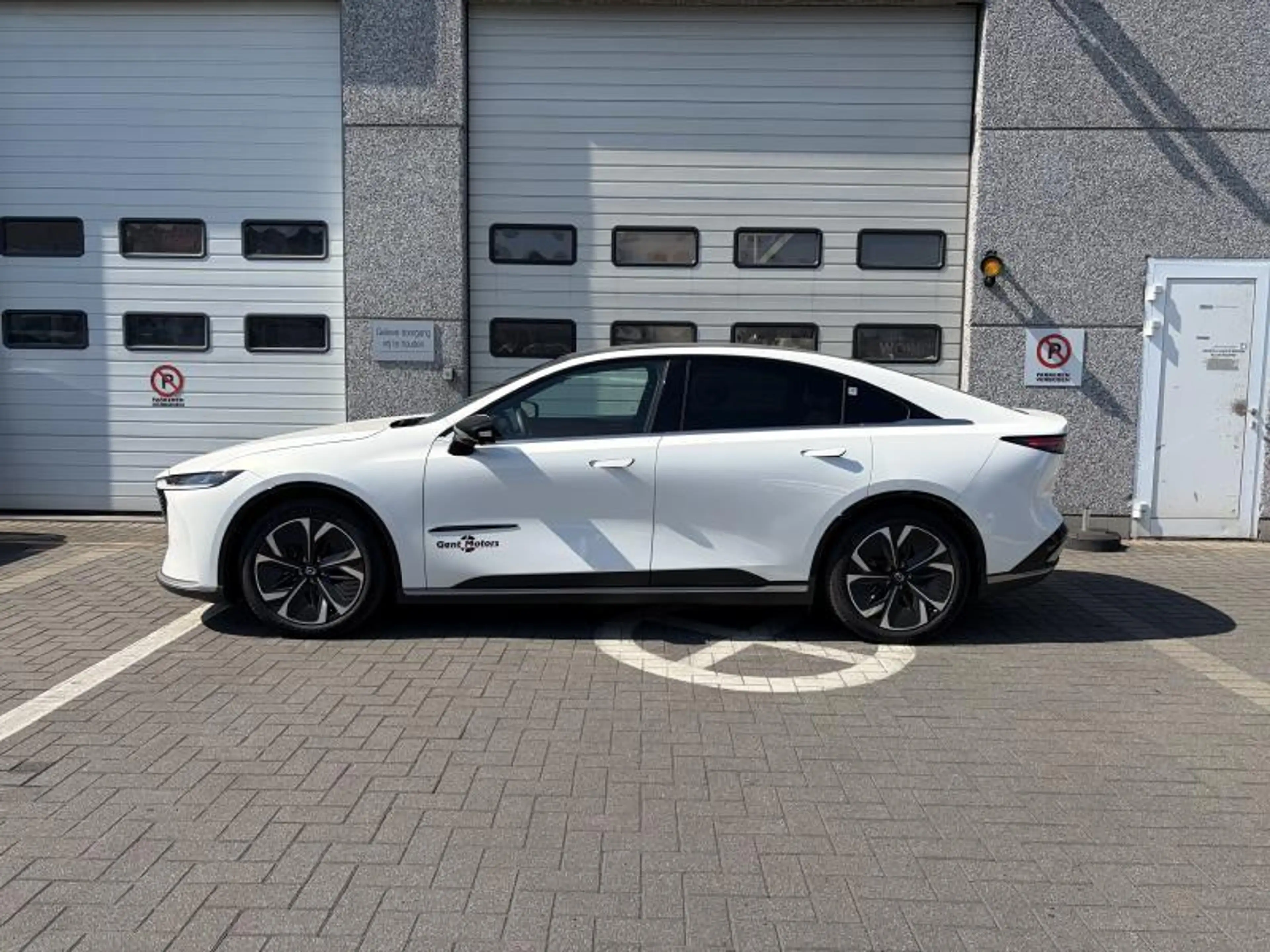 Mazda 6e 6e EV 68,8 kWh-Takumi Plus — photo 3