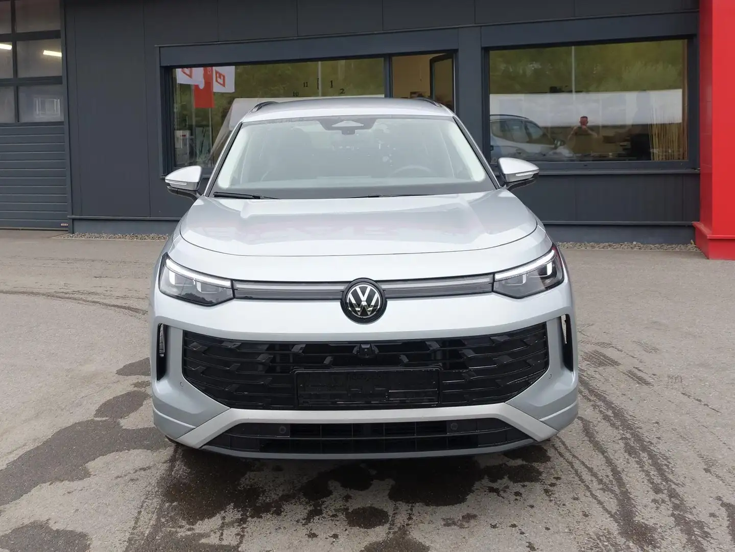 Volkswagen Tayron 2.0 TDI 142 kW 4Motion *MATRIX*AHK*7 SITZE* Grau - 2