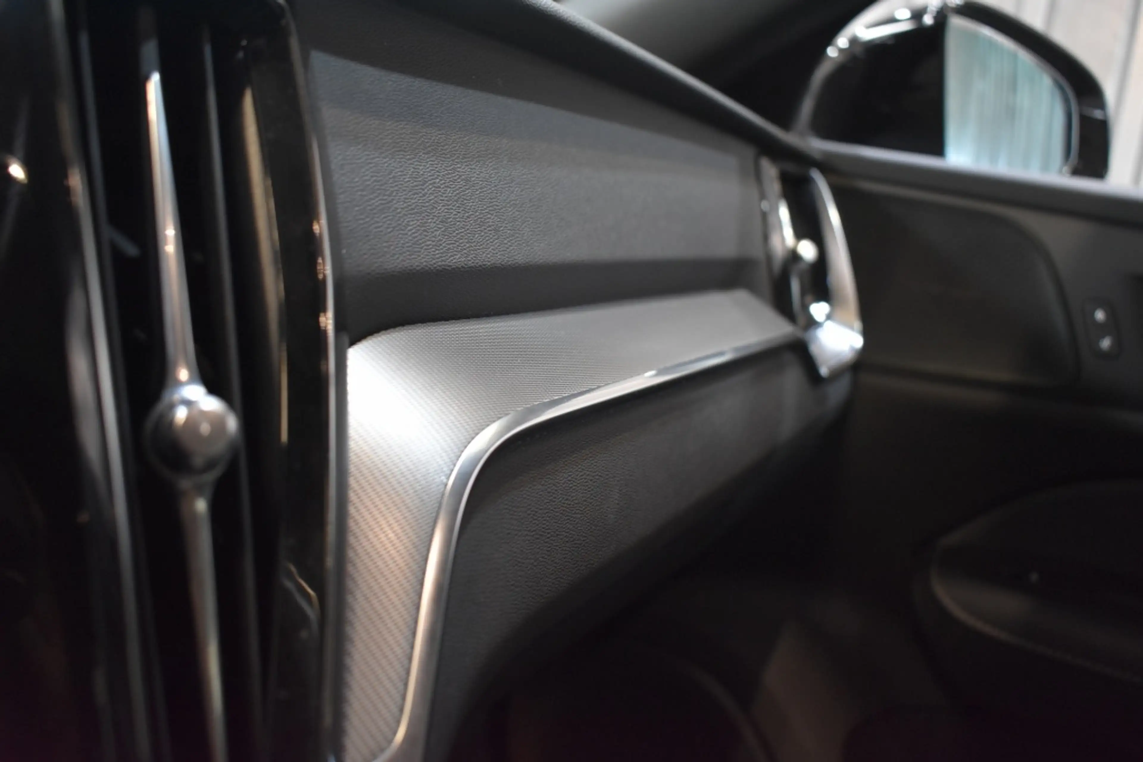 Volvo S60 B4 197PK R-Design | Trekhaak | BLIS | Harman/Kardo — photo 23