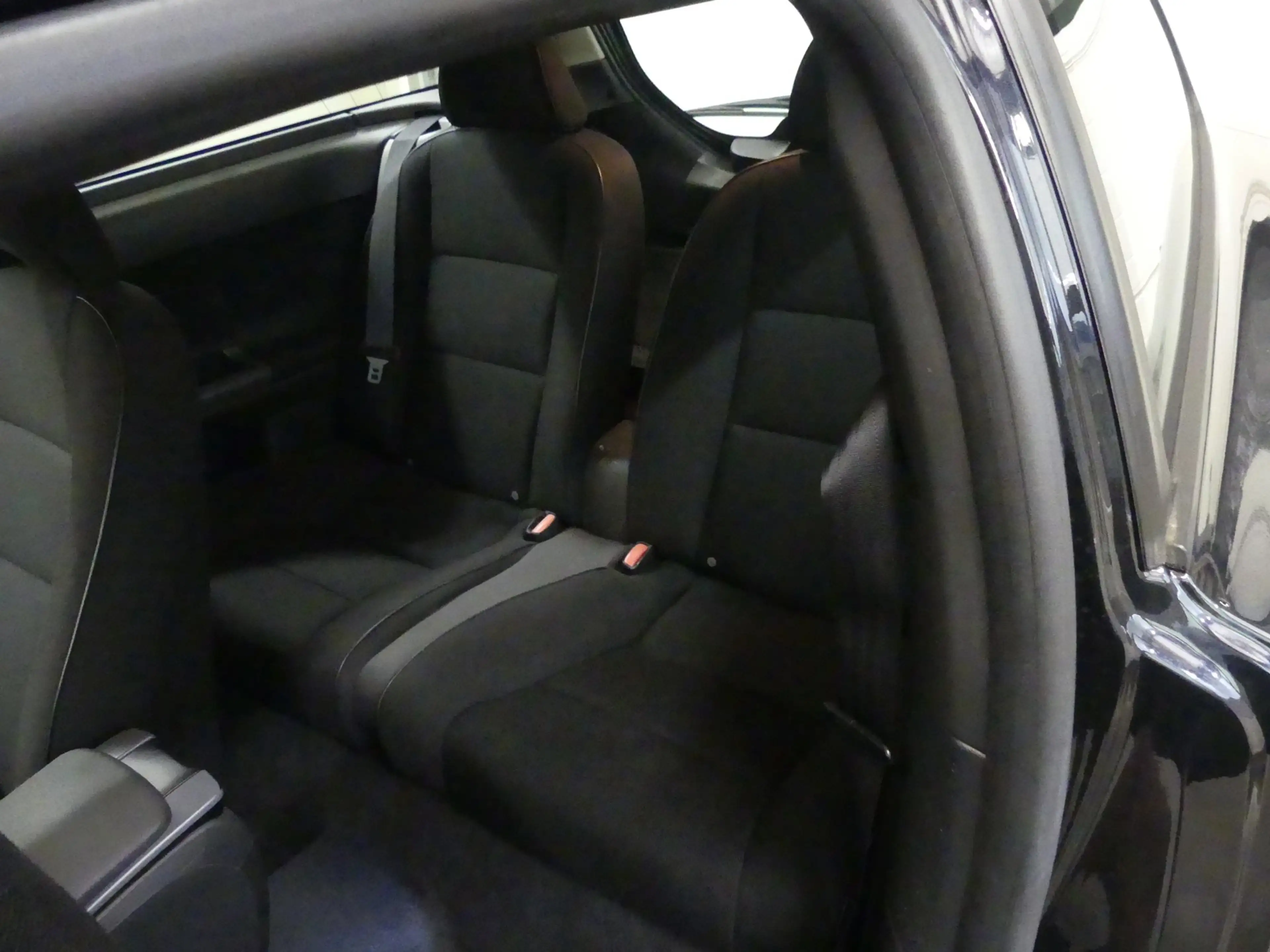 Volvo C30 2.0 Kinetic - Mooie Auto - Weinig Km NAP — photo 4