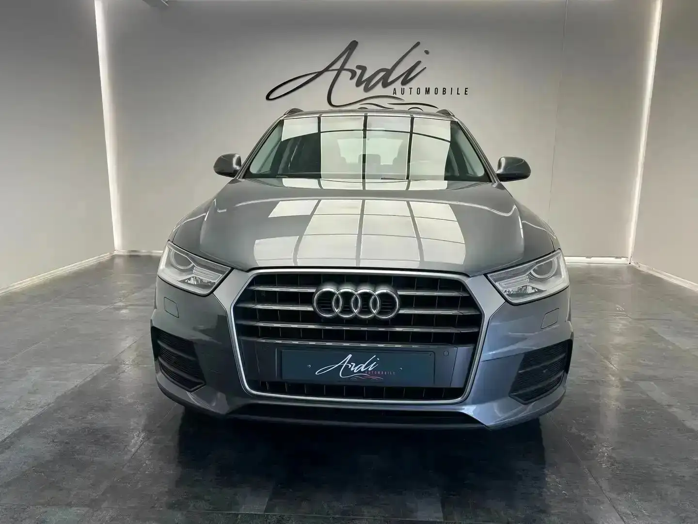 Audi Q3 1.4 TFSI *GARANTIE 12 MOIS*1er PROPRIETAIRE*GPS* Gris - 2