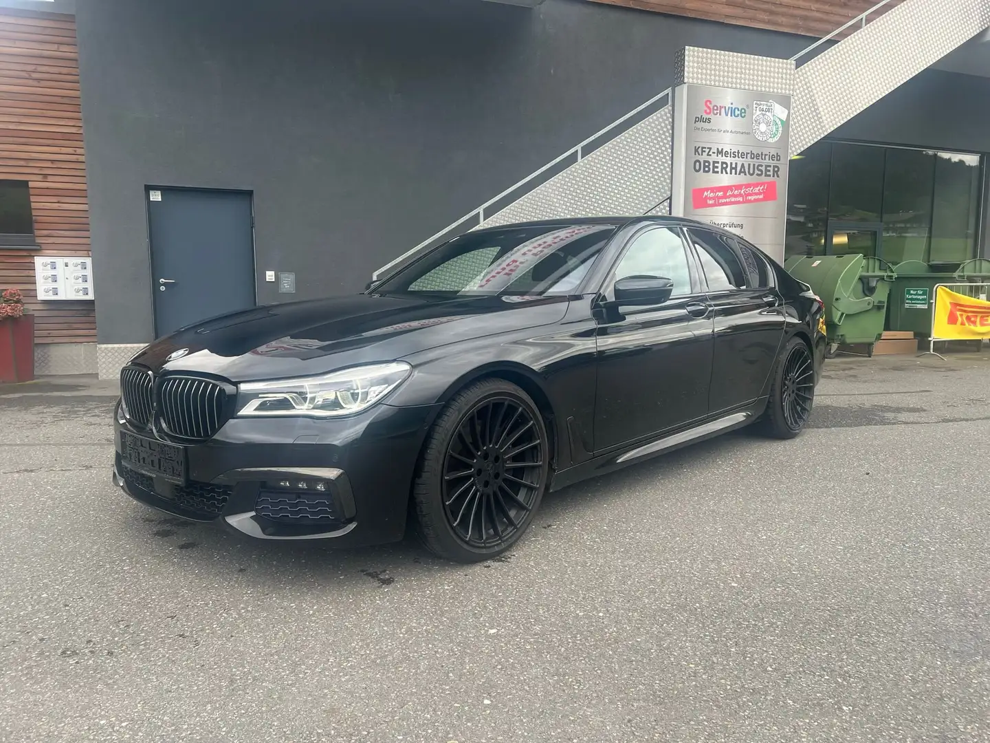 BMW 730 730d xDrive Aut. M Paket /21" Hamann Schwarz - 1