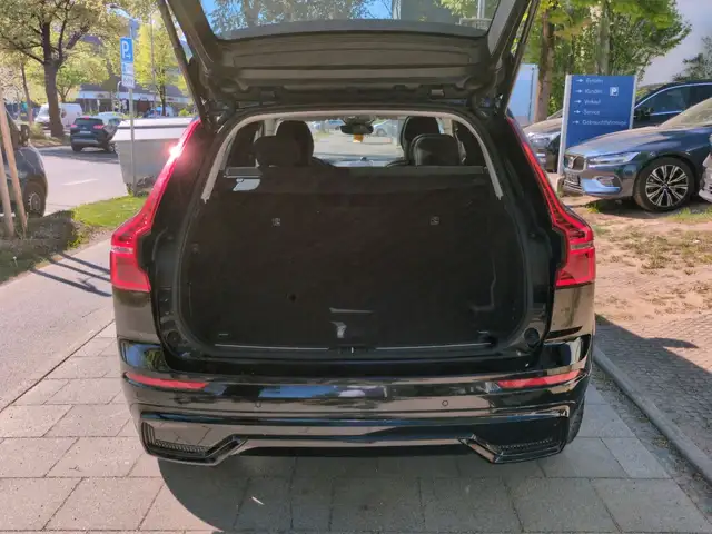 Volvo XC60 view 22