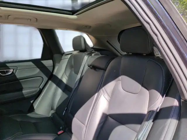 Volvo XC60 view 17