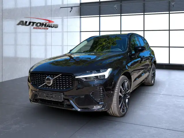 Volvo XC60 view 3