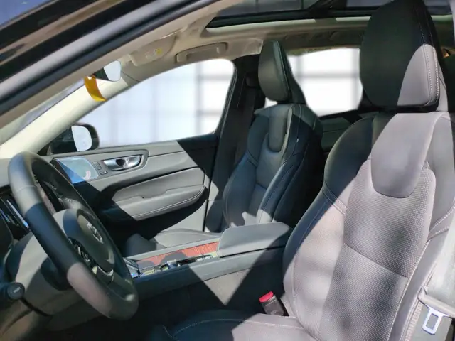 Volvo XC60 view 12