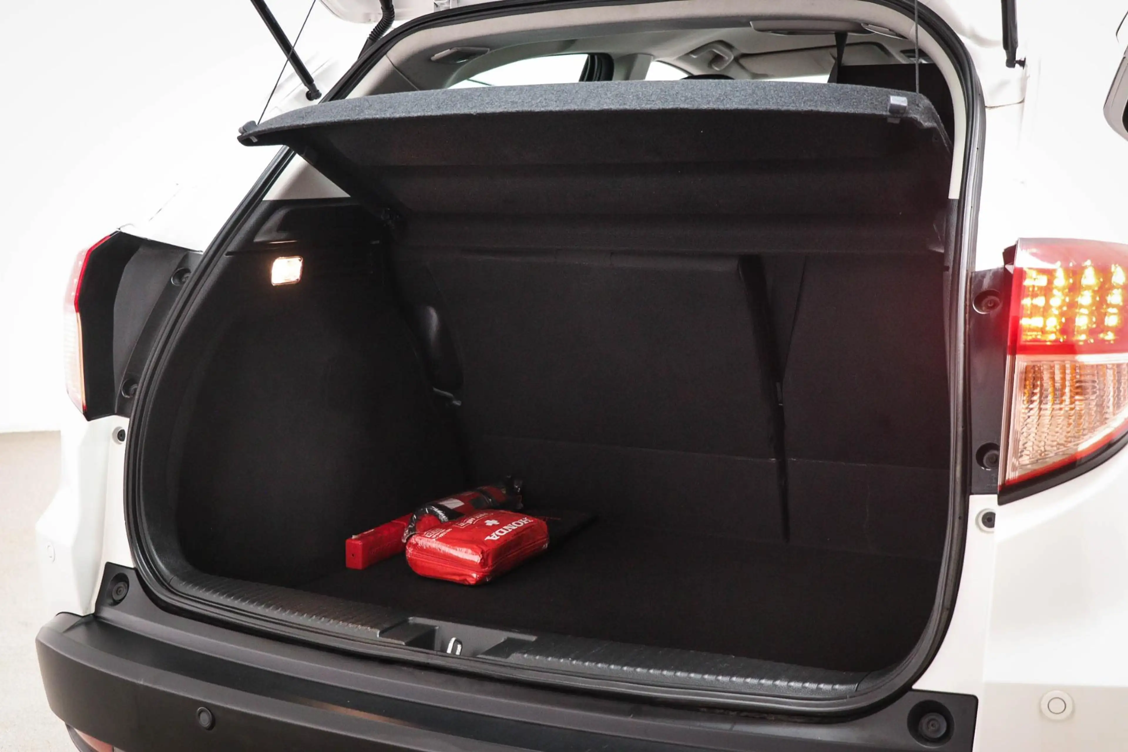 Honda HR-V 1.5 i-VTEC Elegance | DEALER ONDERHOUDEN | CLIMA | — photo 14