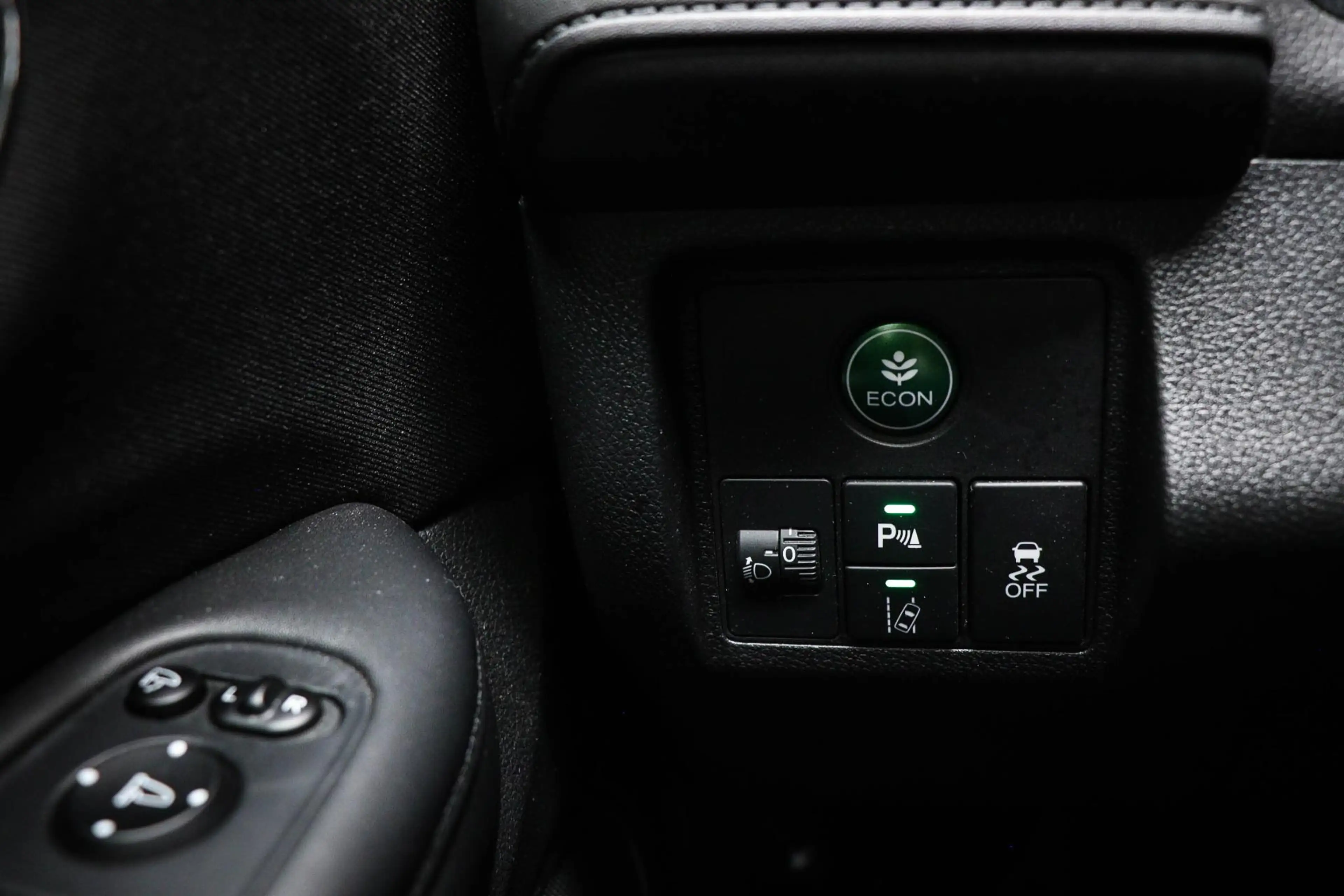 Honda HR-V 1.5 i-VTEC Elegance | DEALER ONDERHOUDEN | CLIMA | — photo 27