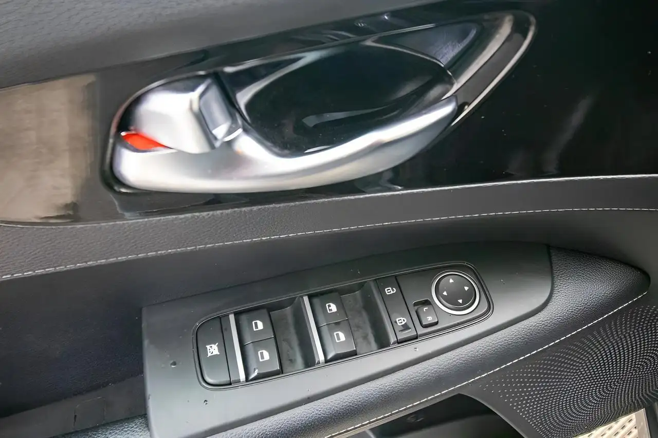 Kia Forte снимка Kia Forte