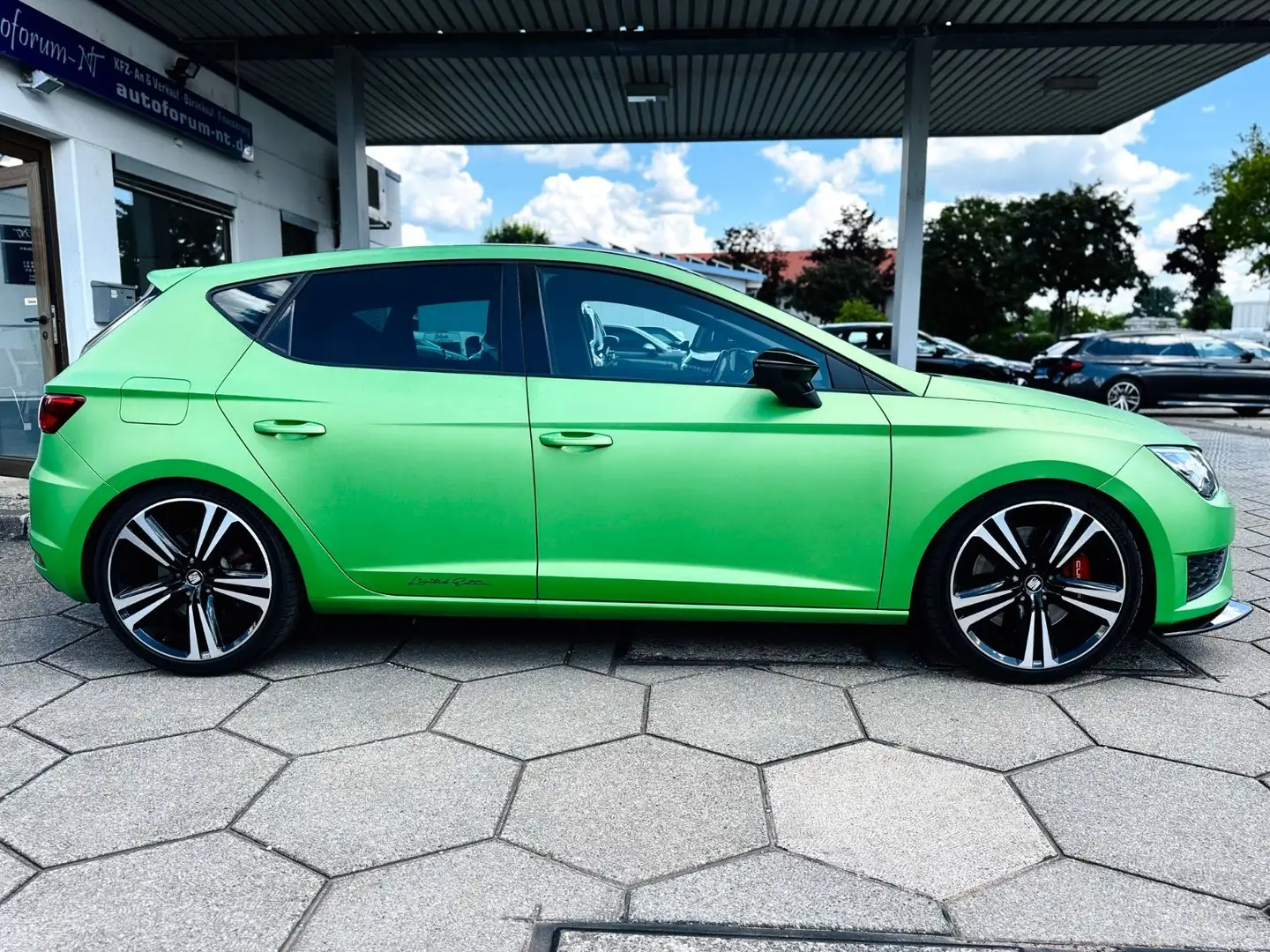 SEAT Leon Cupra 290/ACC/SEAT SOUND/MAXTON/KW FAHRWERK Зелений - 2