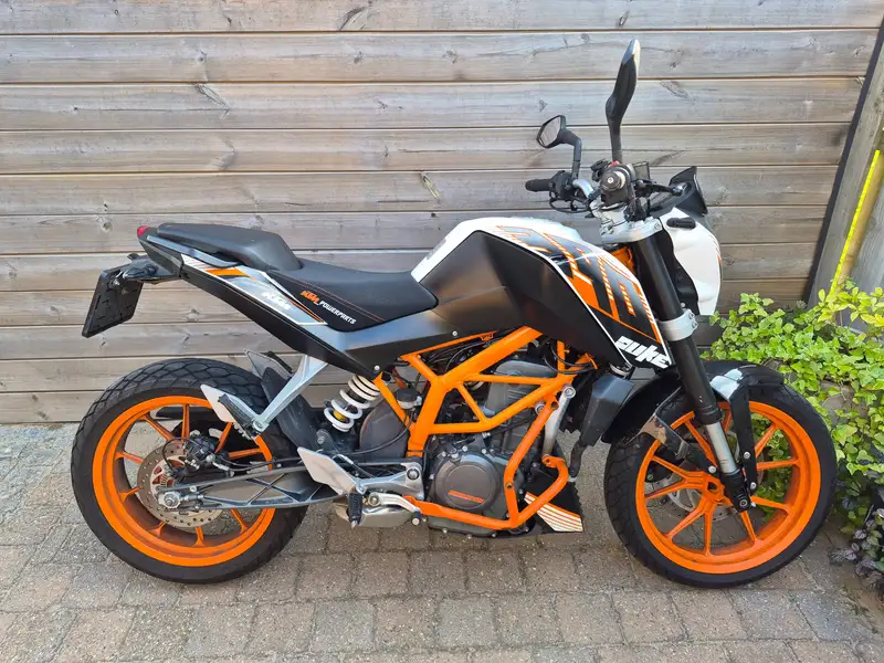 KTM 390 DUKE - foto 6