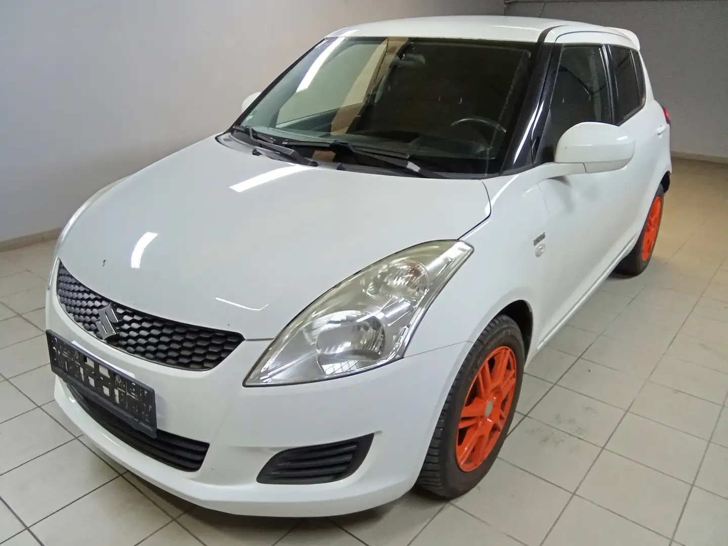 Suzuki Swift Club | Schlechte Motorleistung! Weiß - 1