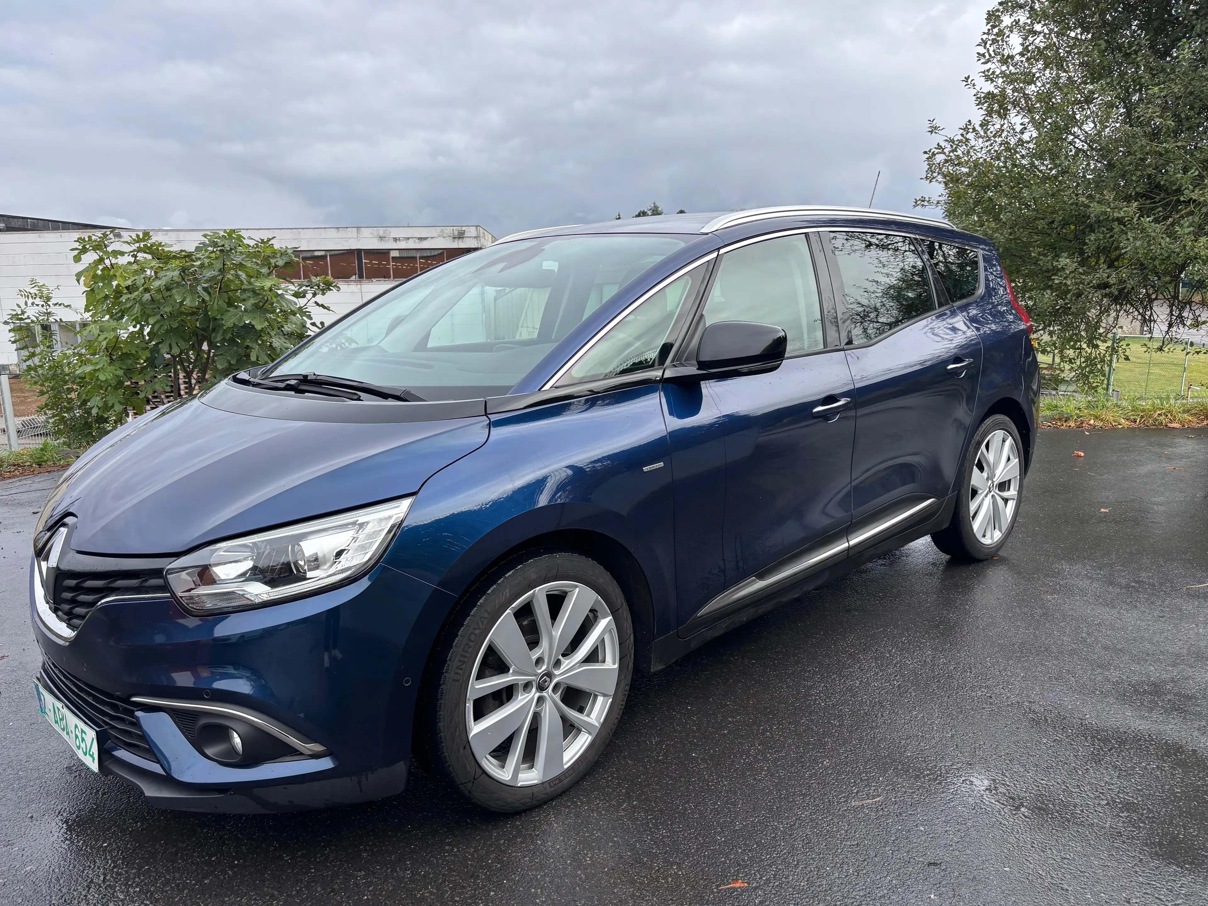 Renault Scenic Scenic 1.7 Blue dCi Limited — photo 2