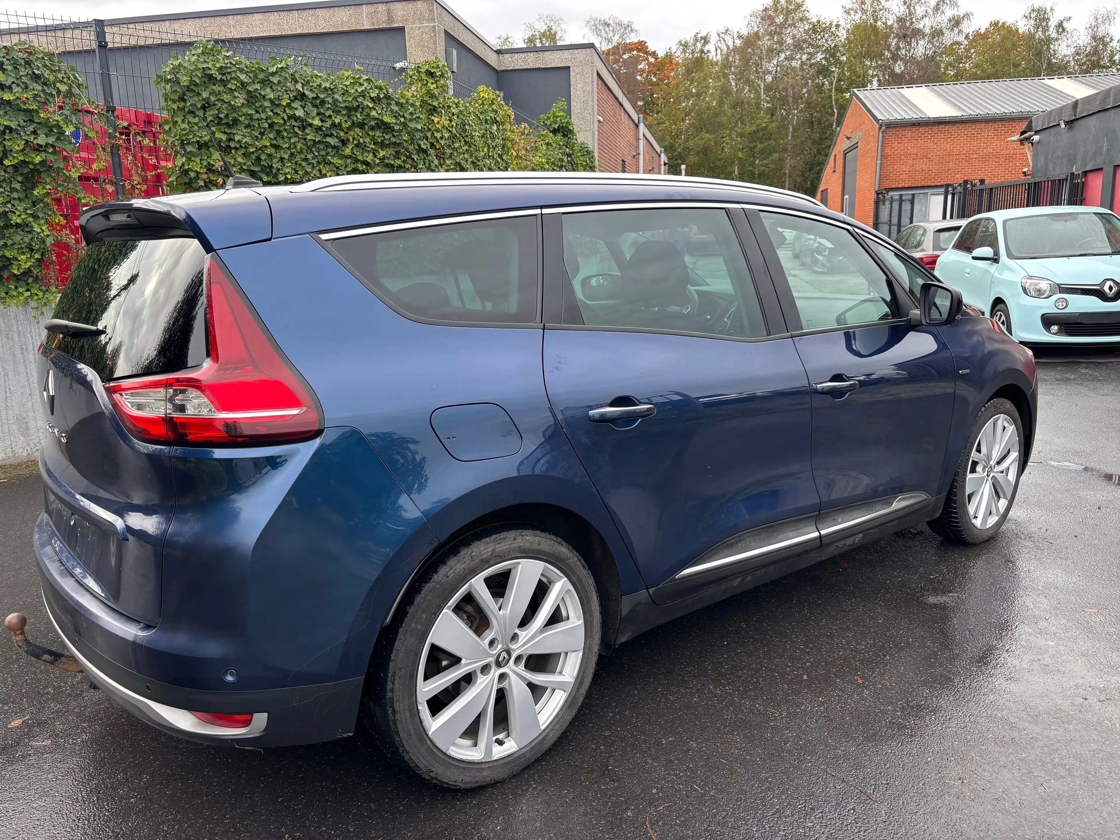 Renault Scenic Scenic 1.7 Blue dCi Limited — photo 5