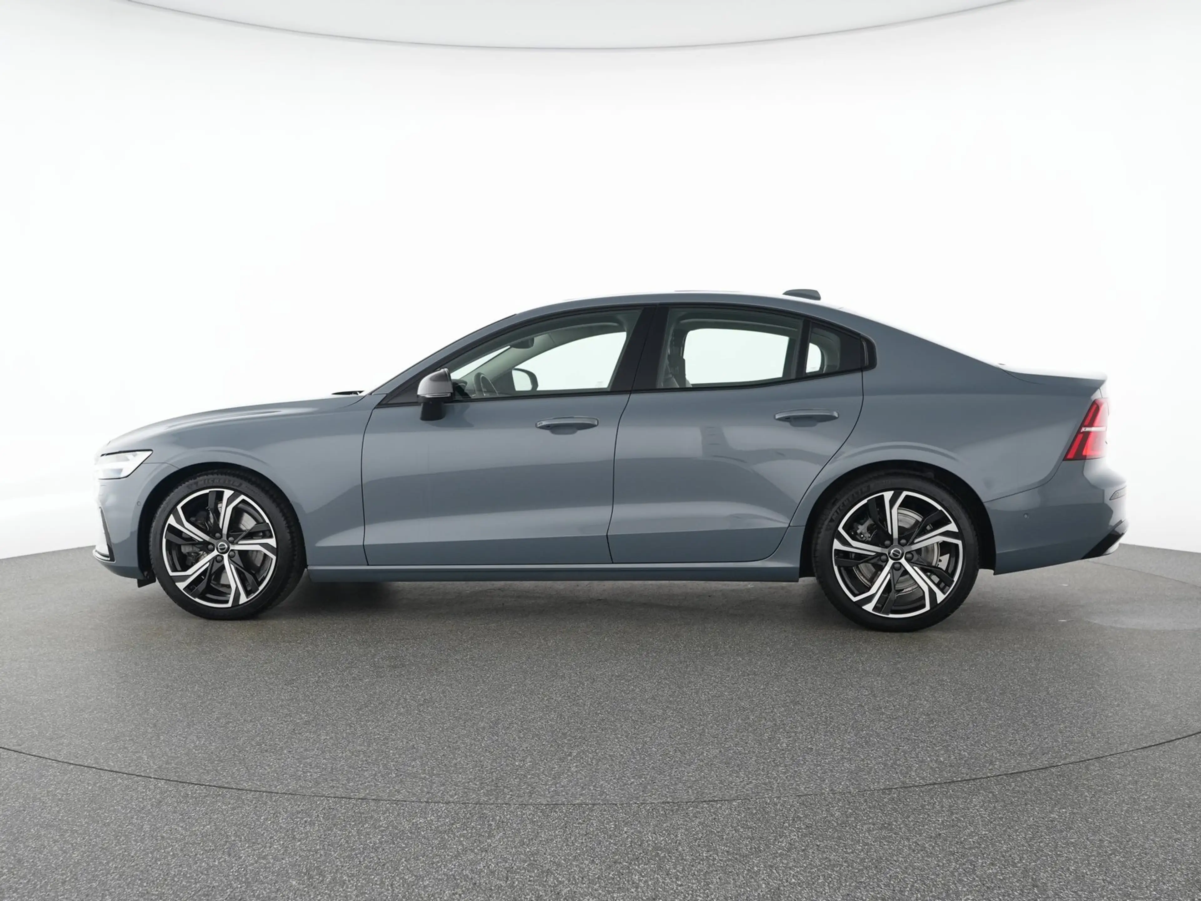 Volvo S60 B5 Benzin AWD Ultimate Dark B&W-SOUND*STHZ — photo 11
