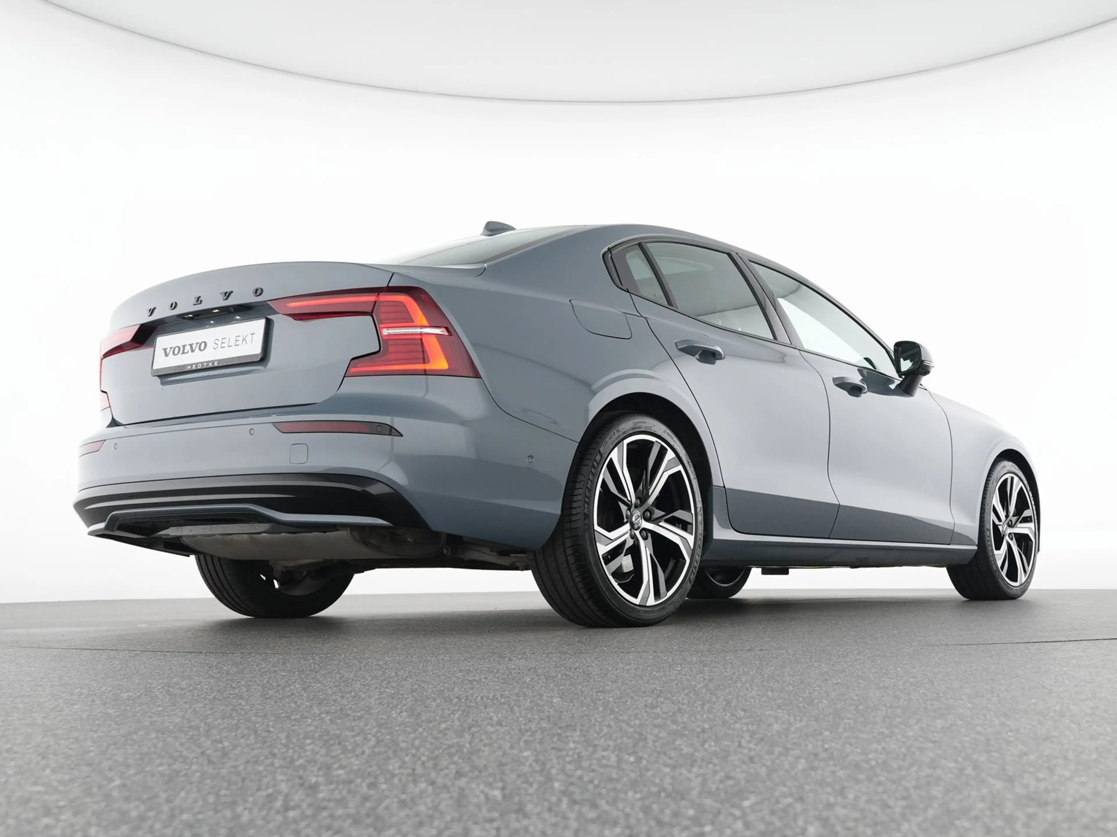 Volvo S60 B5 Benzin AWD Ultimate Dark B&W-SOUND*STHZ — photo 8