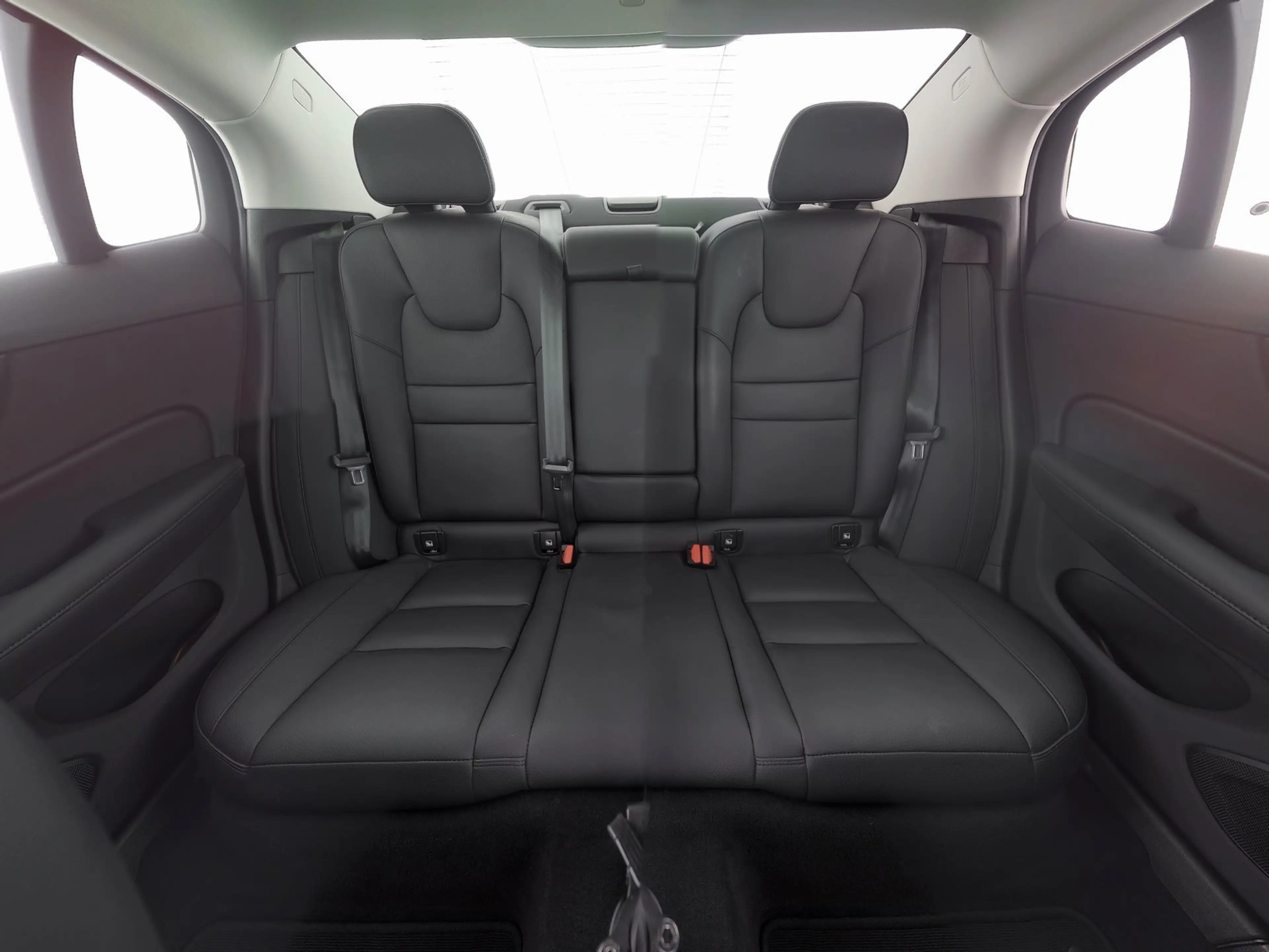 Volvo S60 B5 Benzin AWD Ultimate Dark B&W-SOUND*STHZ — photo 5