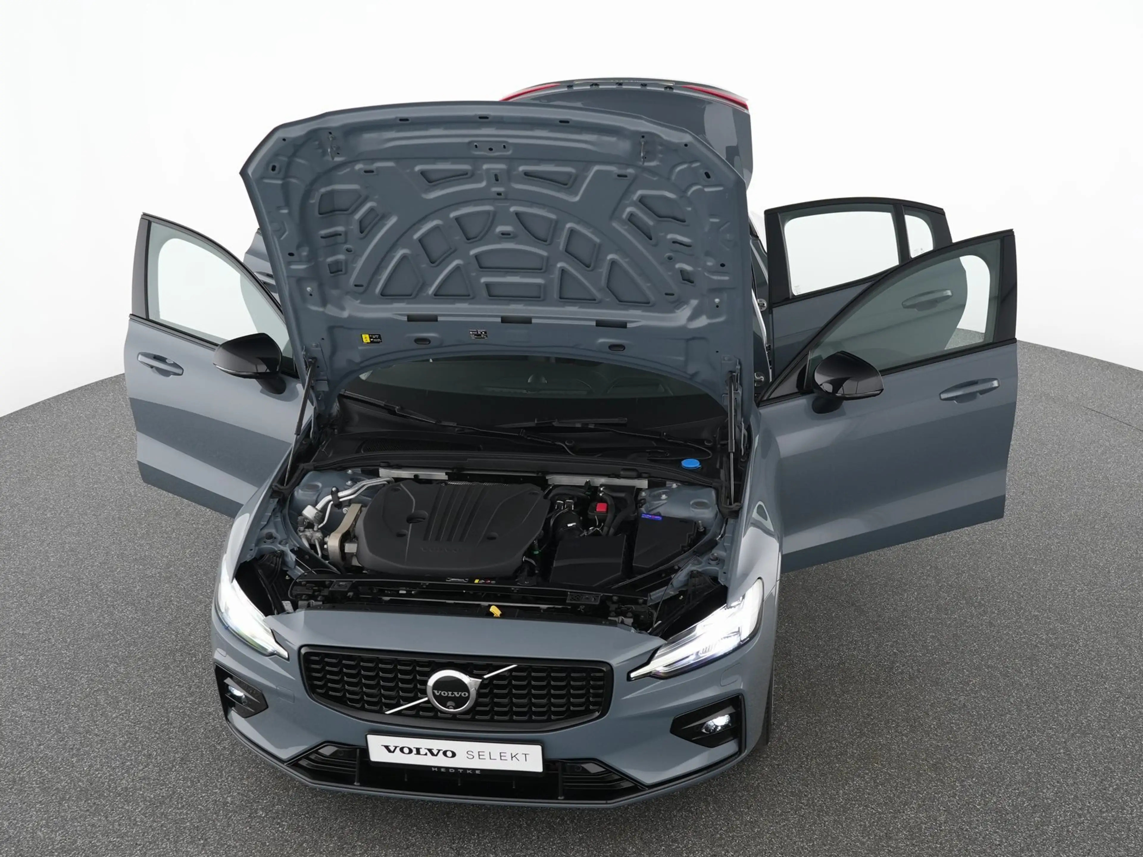 Volvo S60 B5 Benzin AWD Ultimate Dark B&W-SOUND*STHZ — photo 13