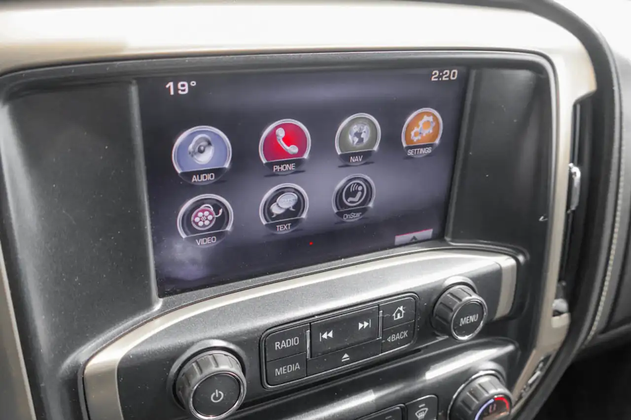 GMC Sierra 2500HD снимка GMC Sierra 2500HD
