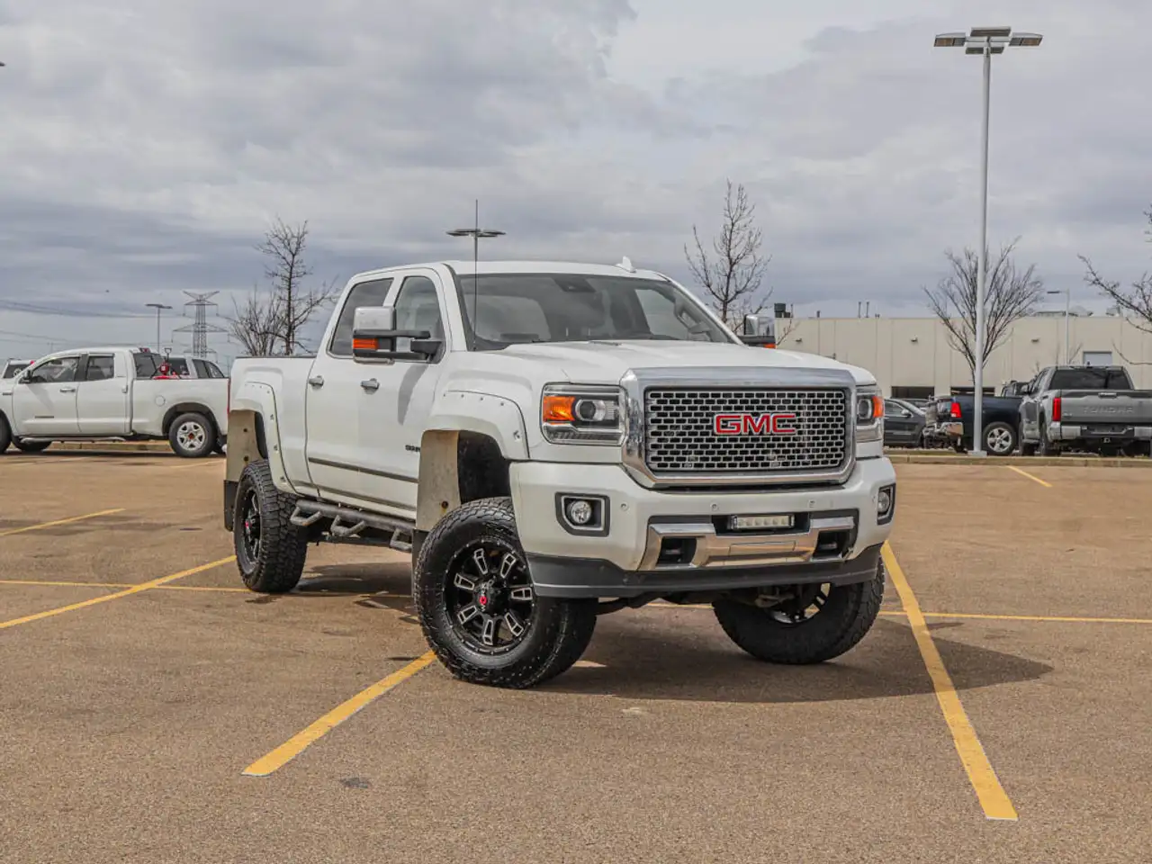 GMC Sierra 2500HD снимка GMC Sierra 2500HD