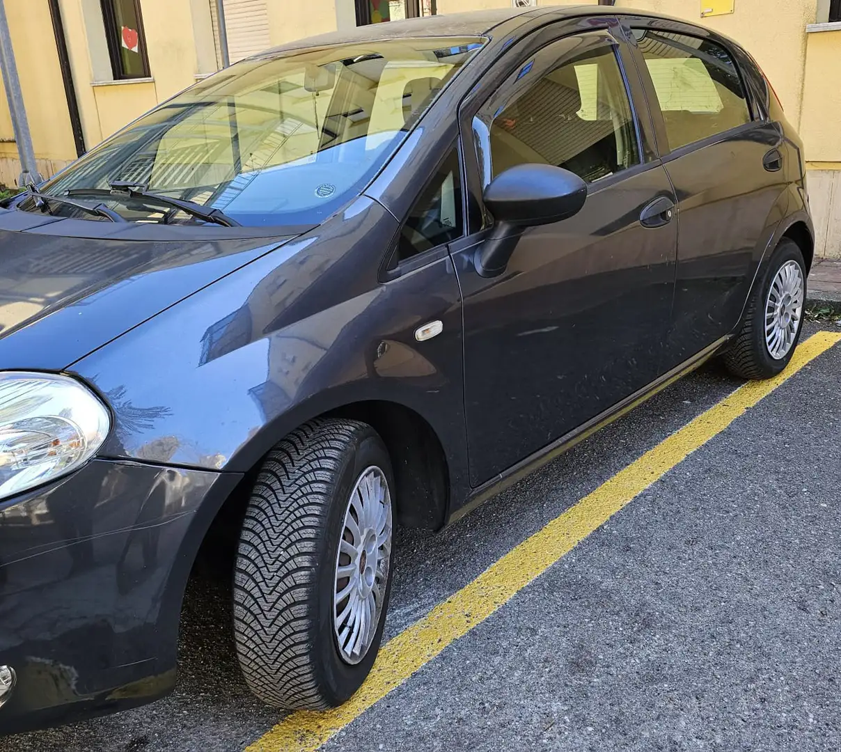Fiat Punto 1.3 multijet 75 cv Grigio - 2