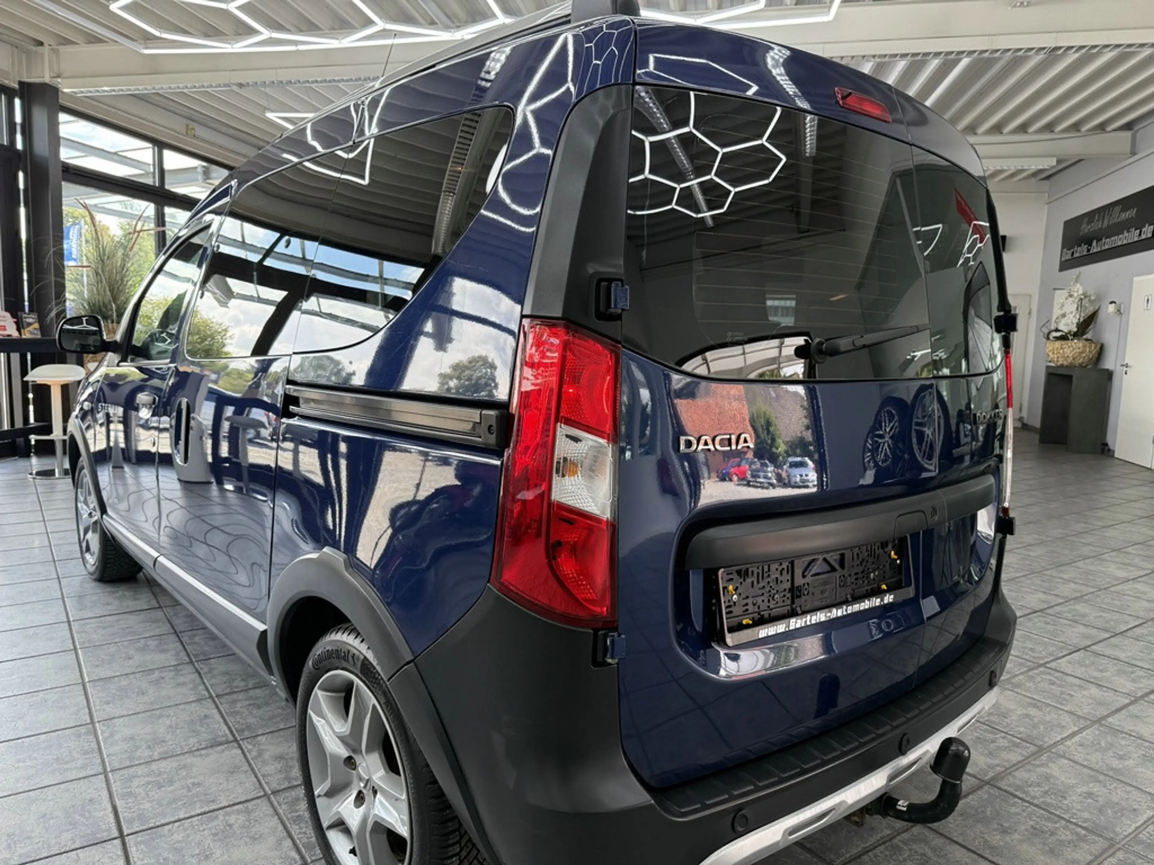 Dacia Dokker Stepway 1.6 SCe 100, Navi, Kamera, Klima — photo 9