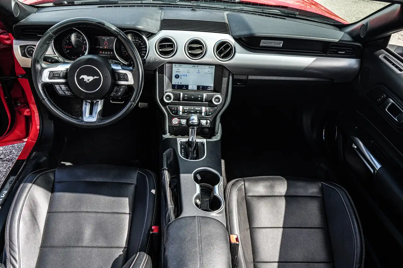 Ford Mustang снимка Ford Mustang