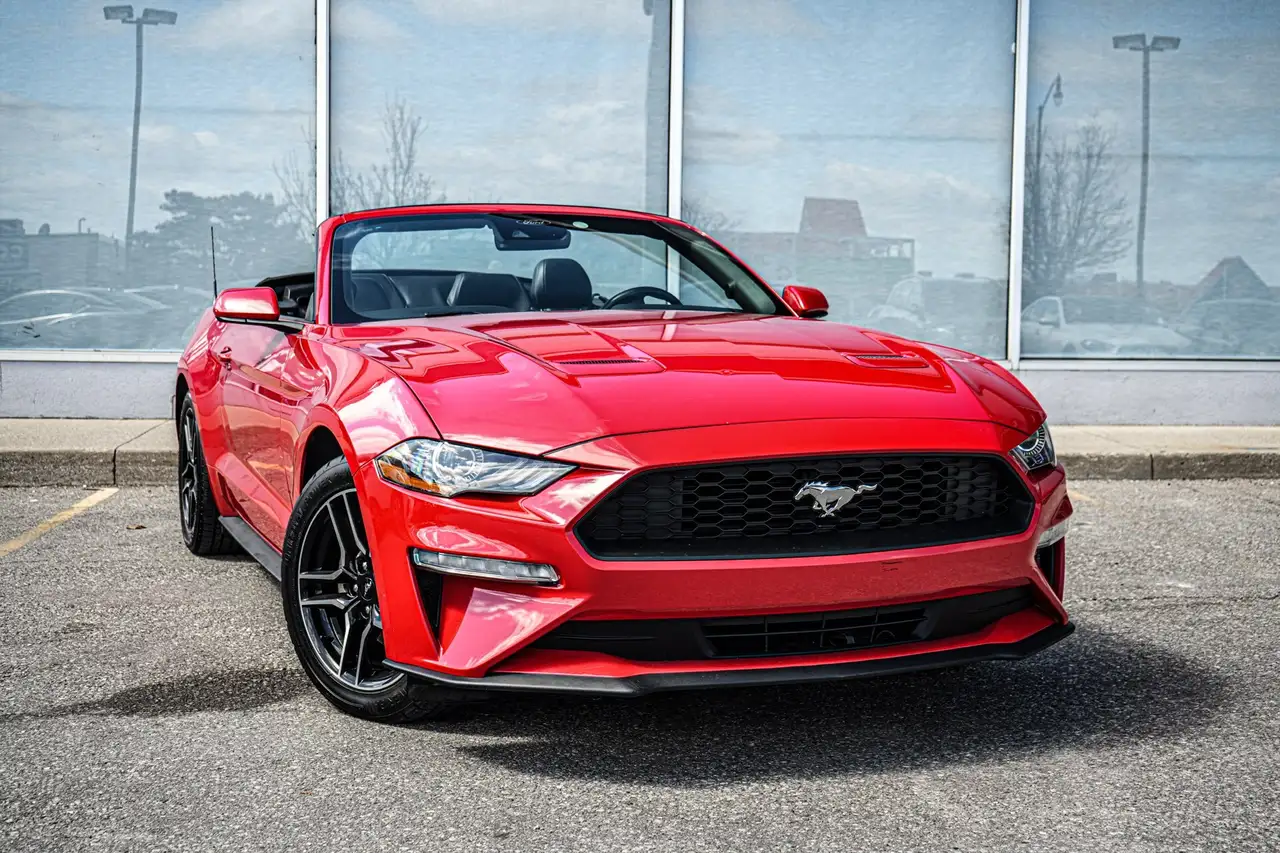 Ford Mustang снимка Ford Mustang