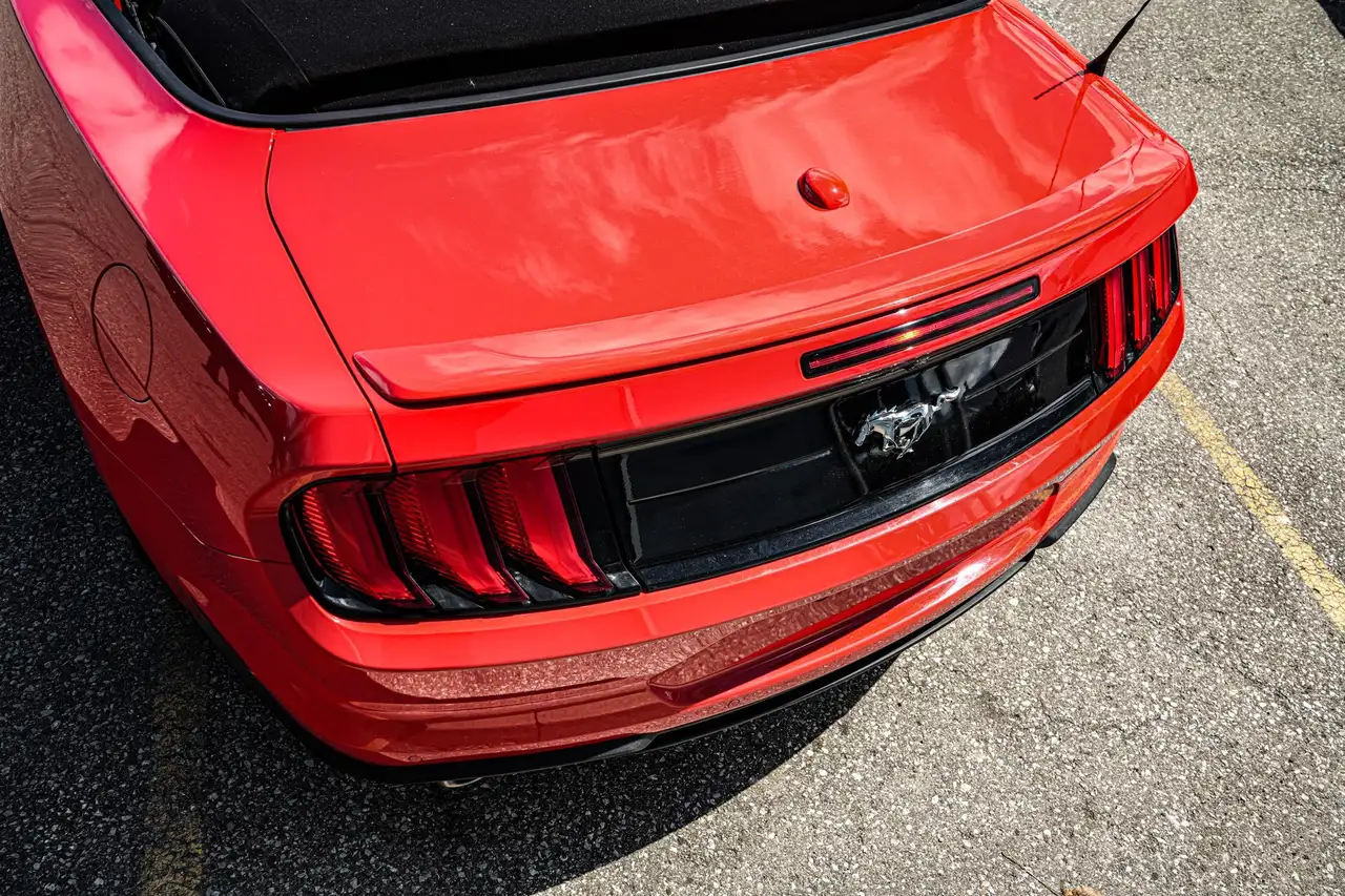Ford Mustang снимка Ford Mustang