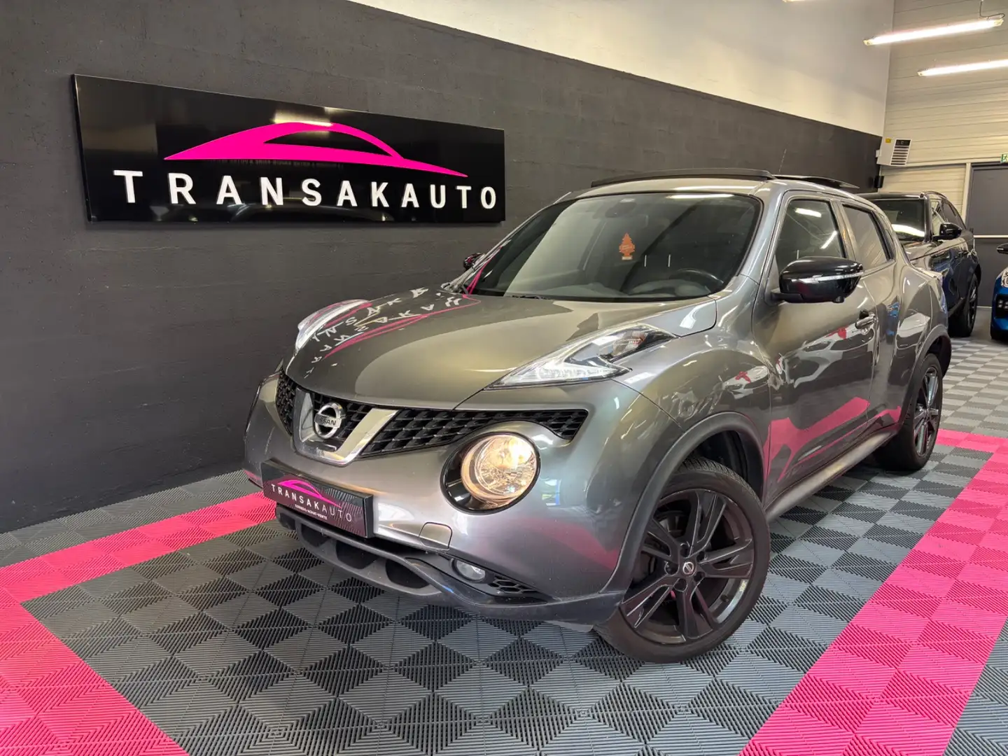 Nissan Juke Dark Sound Gris - 1