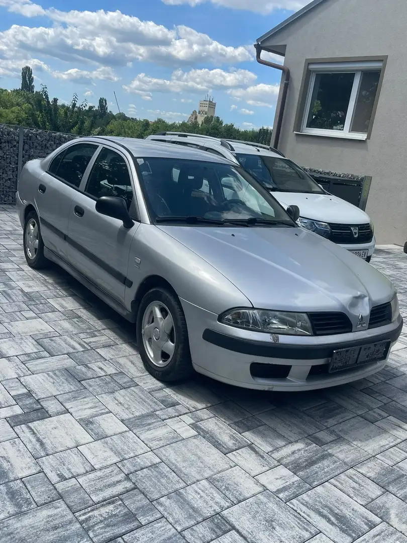 Mitsubishi Carisma 1.9 DI-D Comfort - 1