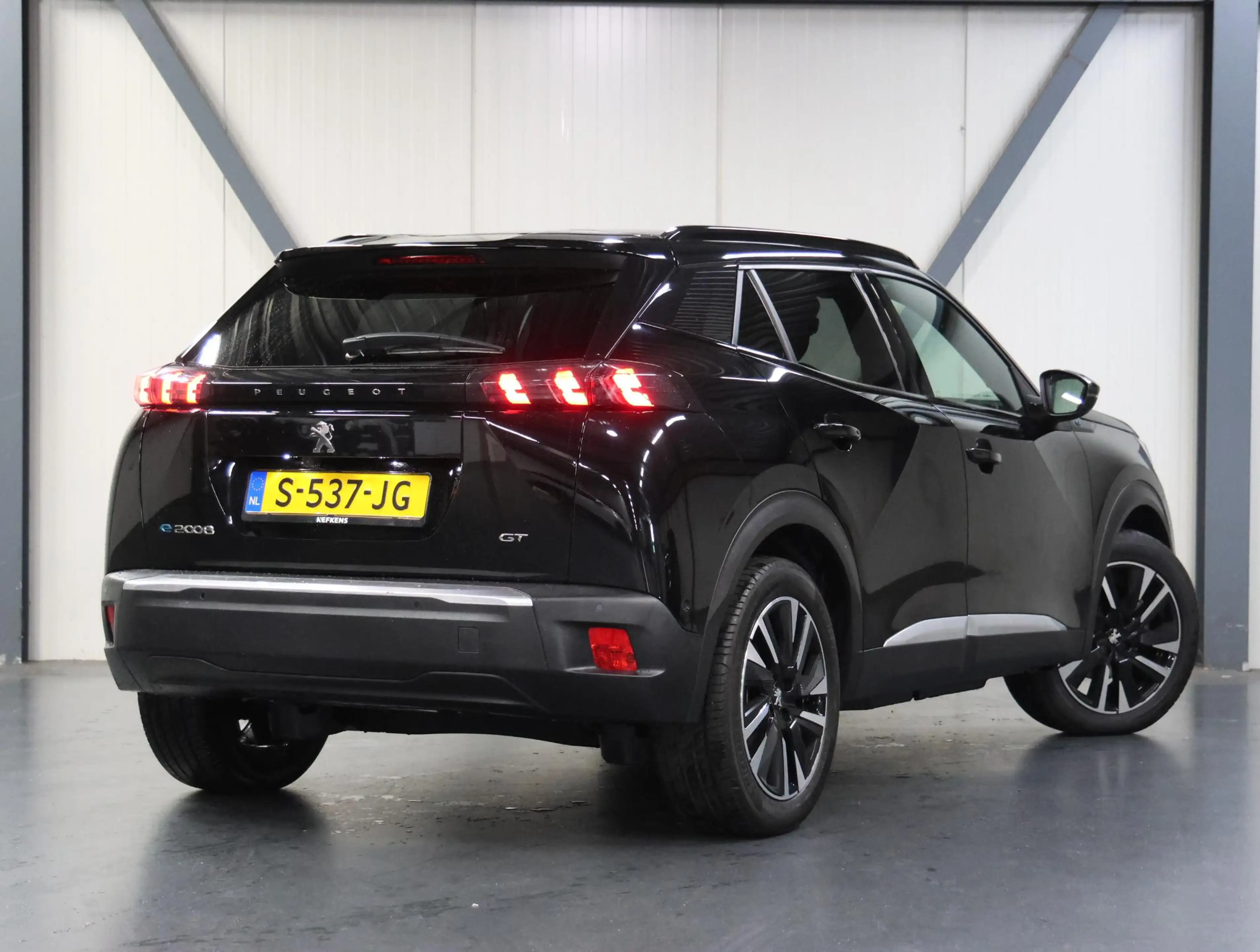Peugeot e-2008 EV GT Pack 50 kWh 136PK | 1ste eigenaar | AppleCar — photo 3