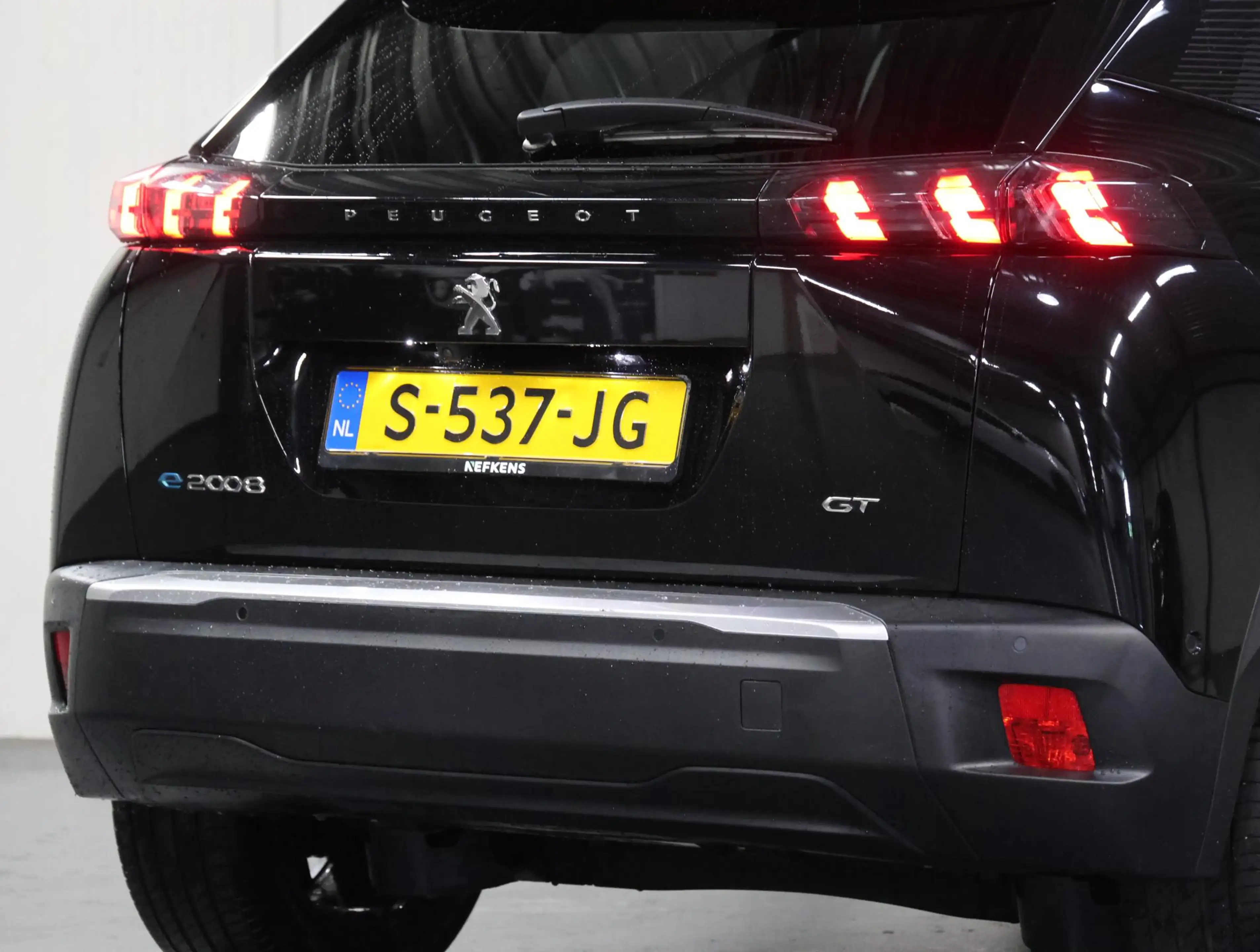 Peugeot e-2008 EV GT Pack 50 kWh 136PK | 1ste eigenaar | AppleCar — photo 8