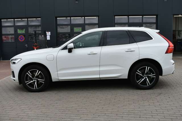 Volvo XC60 T8 Twin Engine R-Design*360°*LUFT*AHK