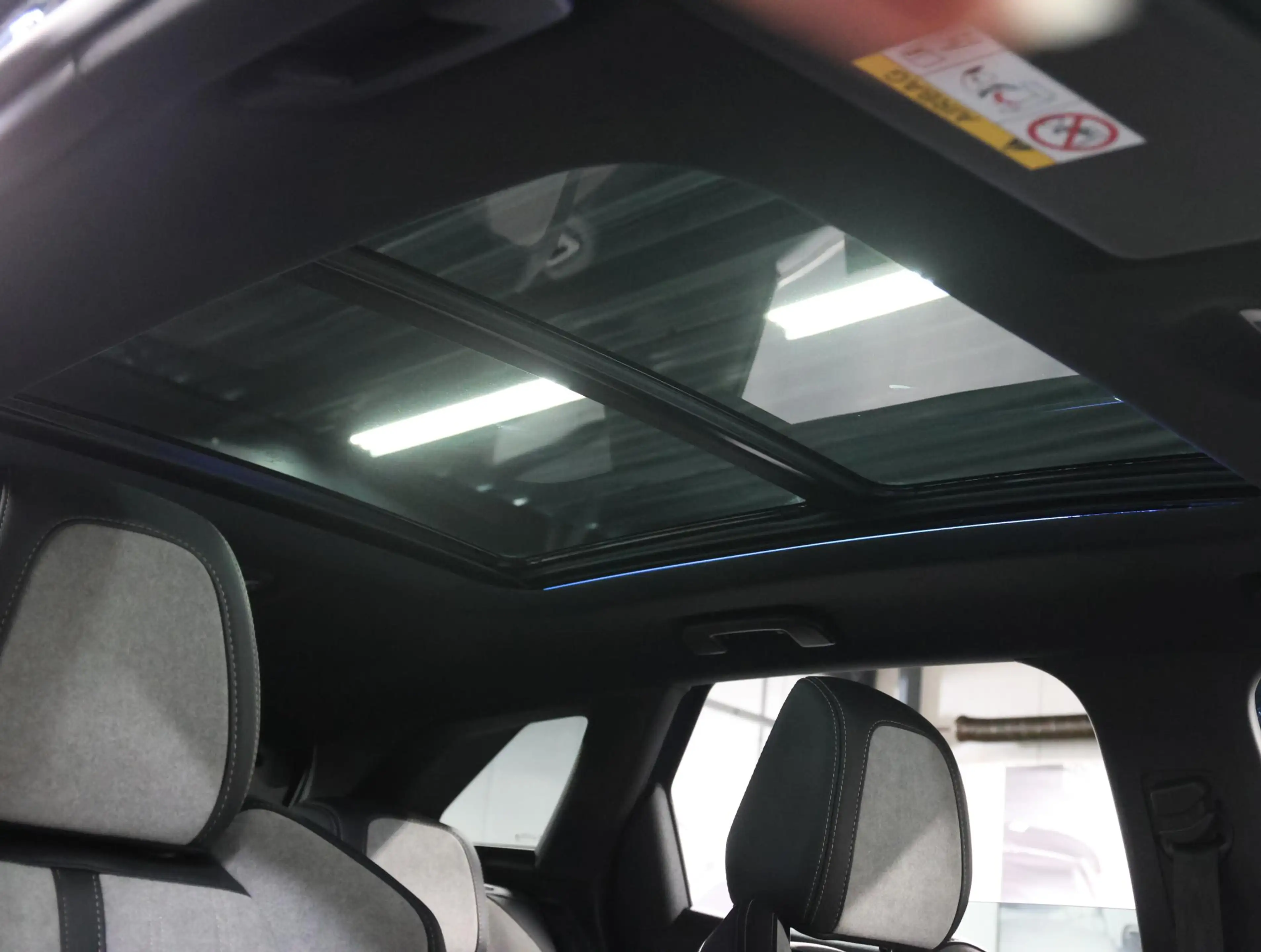 Peugeot 3008 1.6 HYbrid4 300PK GT Pack Business | AppleCarPlay/ — photo 13