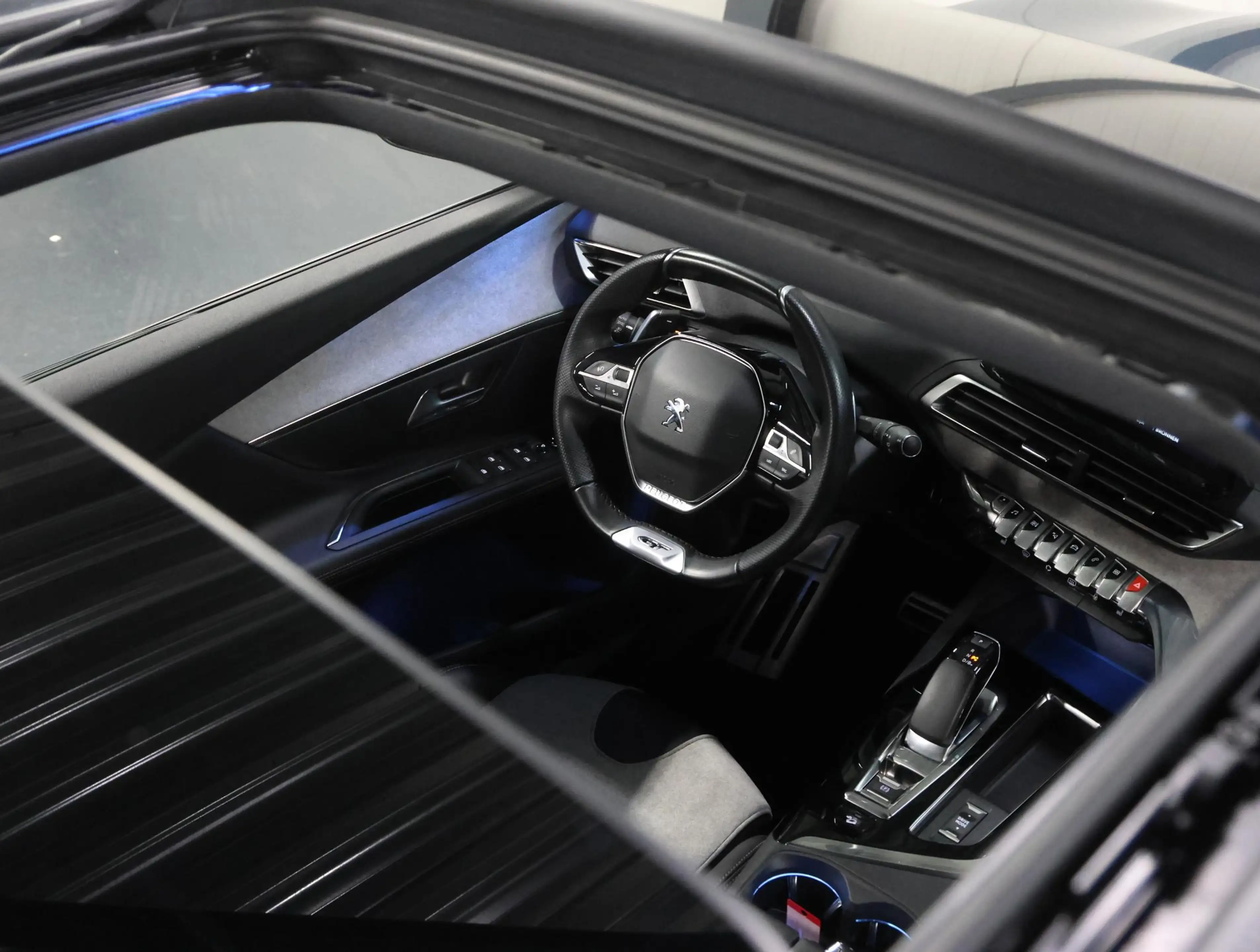 Peugeot 3008 1.6 HYbrid4 300PK GT Pack Business | AppleCarPlay/ — photo 10