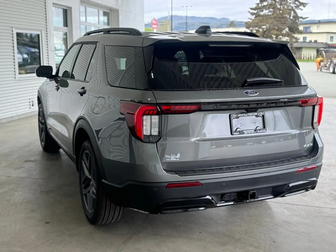Ford Explorer снимка Ford Explorer