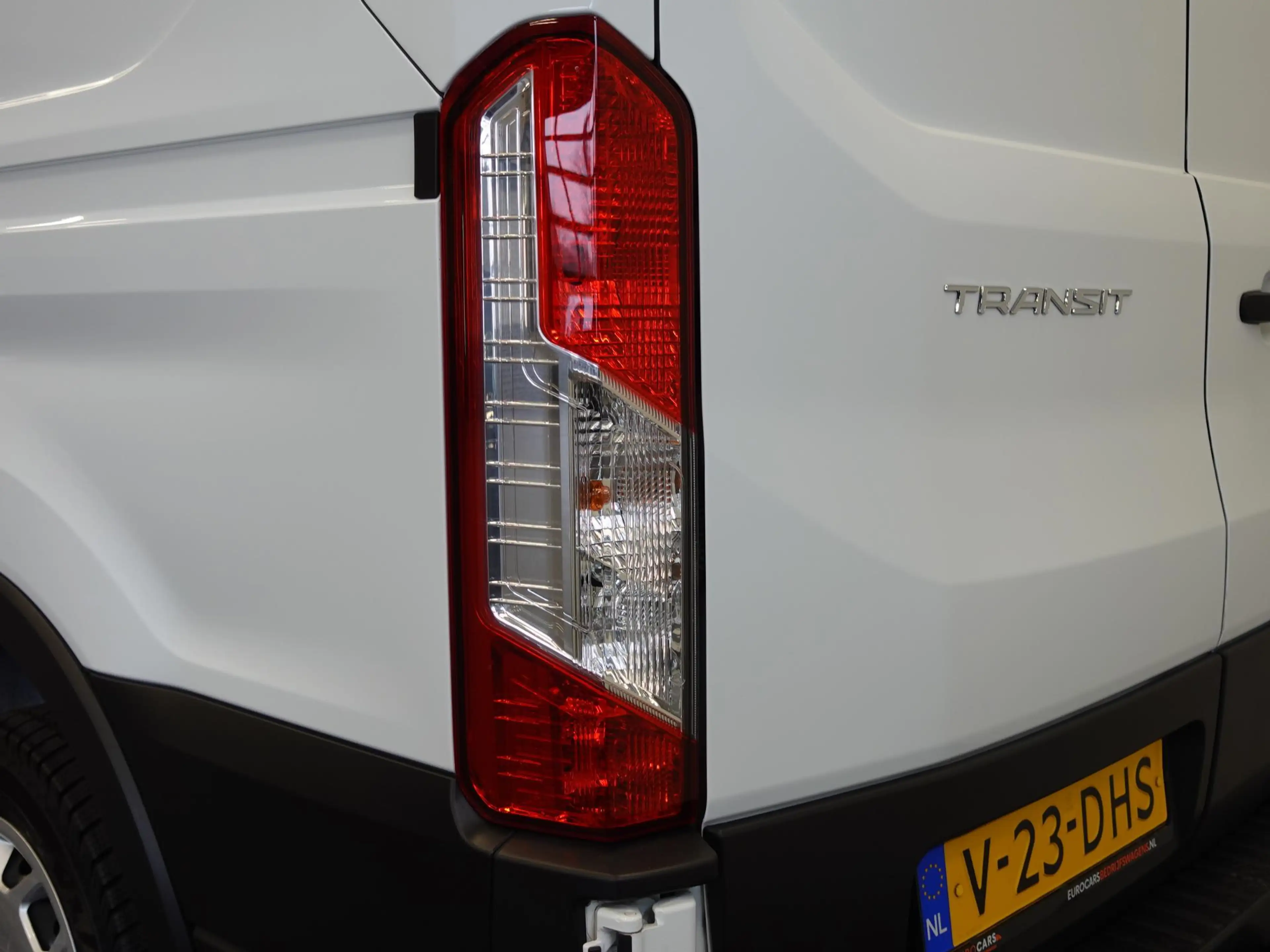 Ford Transit 310 2.0 TDCI L2H2 Trend Automaat Airco Navigatie B — photo 7